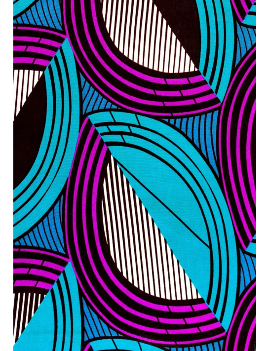 Un imprimé qui en met plein la vue : angles parfaits, couleurs vibrantes… Qui a dit que la géométrie était ennuyeuse ?
