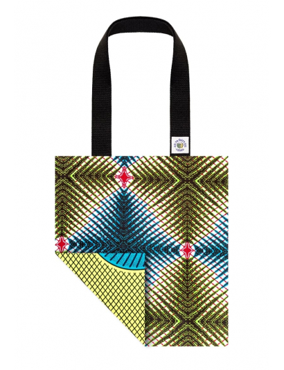 Du soleil en tote bag ! Léger, spacieux et éclatant… Il ne manque plus que le bruit des vagues.
